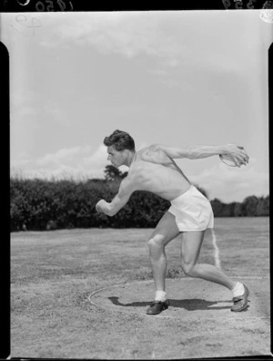 Discus thrower, 1950 British Empire Games, Auckland