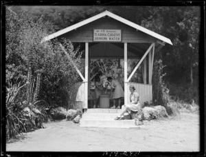 Women pumping water from Number 15 Spring, Te Aroha Domain