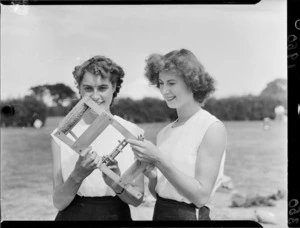 Two female athletes in the 1950 British Empire Games