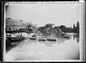 Gold extraction works at Paeroa - Photograph taken by Fred E Flatt
