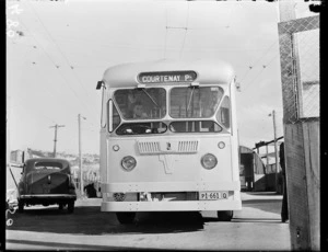 Trolley bus to Courtenay Place