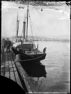 The Jane Douglas docked at Hokitika Wharf
