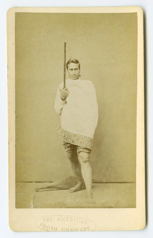 American Photo Company (Auckland) fl 1870s : [Unidentified Maori man]
