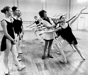 Mrs Ashbridge instructing students at the National School of Ballet