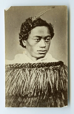 American Photo Company (Auckland) fl 1870s : [Unidentified Maori man]