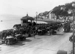 A Crowd at the band rotunda, Oriental Bay, Wellington