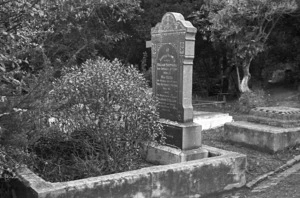 Annie E Salmon and Humphries (Humphreys) family grave, plot 3709 Bolton Street Cemetery