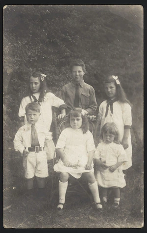 Farrelly family at Waiuku - Photograph taken by Mrs Davis