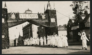 Red Cross nurses in Peace Day procession, Port Chalmers, New Zealand