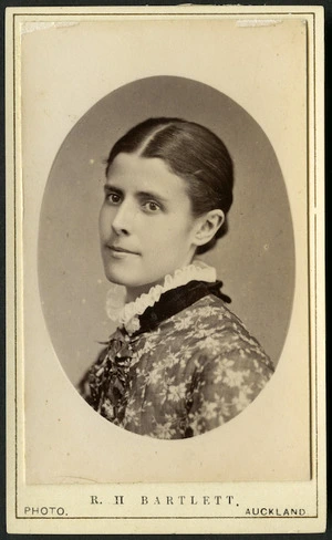 Bartlett, Robert Henry, 1842-1911: Portrait of unidentified woman