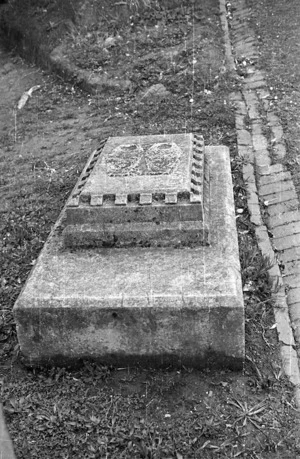 Andrews family grave, plot 3711 Bolton Street Cemetery