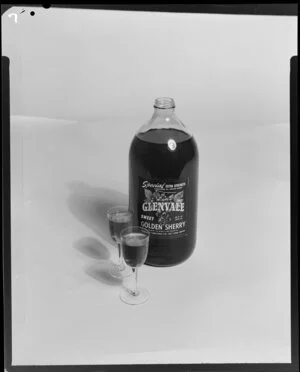 Bottle of Glenvale Golden Sherry