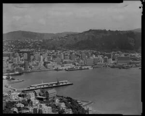View of Wellington Harbour from Mount Victoria