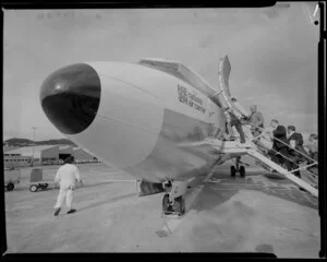 Passengers boarding Boeing 737 plane