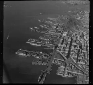 City and wharves, Auckland