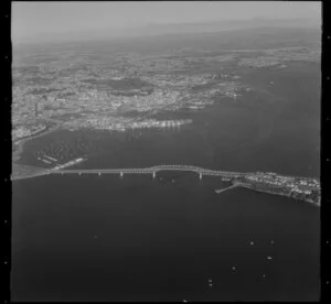 City and harbour bridge, Auckland