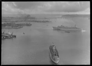 The passenger ships Canberra and Castel Felice on Waitemata Harbour, Auckland