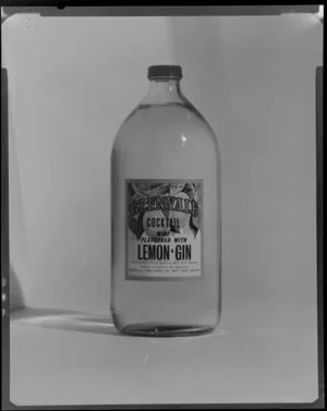Glenvale lemon and gin drink