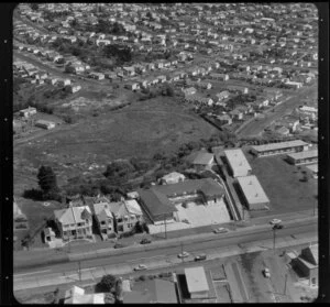 Auckland, with El Cortez motel and houses