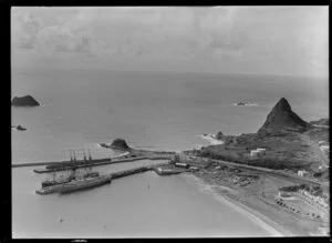 New Plymouth, including Harbour