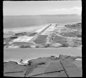 Runway site works at Auckland International Airport, Mangere
