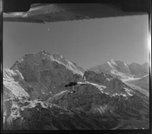 Mt Cook Air Services, Cessna aircraft flying over the Southern Alps