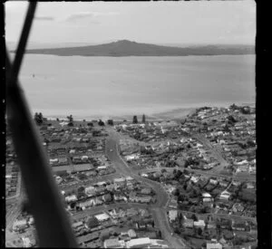 Mission Bay, looking out to Rangitoto Island, Auckland