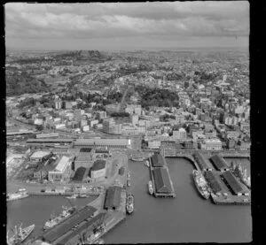 Auckland wharf, looking towards Mount Eden Domain