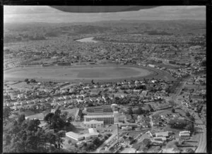 Wanganui city, including racecourse and river