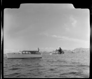 Fishing launch 'Lady [illegible]' off Karikari Peninsula