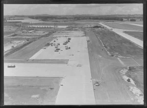 Auckland International Airport runway construction, Mangere