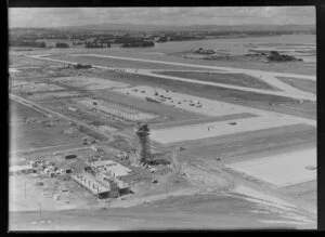 Auckland International Airport runway construction, Mangere