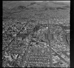 Christchurch city centre with Port Hills