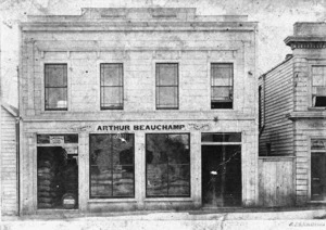 Harding, William James, 1826-1899 :Premises of Arthur Beauchamp, stock salesman and auctioneer, Wanganui