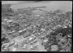 View North-west from University of Auckland to the harbour