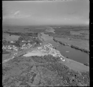 Mercer, Franklin District, featuring the sand quarry, and Waikato River