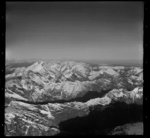 Southern Alps, snow-clad, in the Mount Cook region