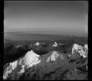 Southern Alps, snow-clad, in the Fox Glacier region