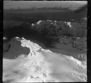Southern Alps, snow-clad, in the Fox Glacier region