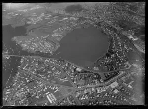 Mt Wellington, Auckland City, featuring Panmure Basin