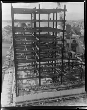 Construction of South Pacific Hotel, Auckland
