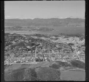 Island Bay, Wellington, looking towards Moa Point