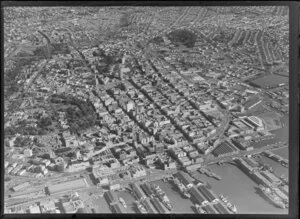 Auckland City, with the wharves in the foreground