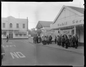 Mt Cook booking office on corner, Queenstown