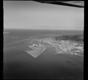 The Bluff, Invercargill, showing port facilities and Bluff Hill