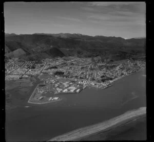 Nelson, showing Port facilities