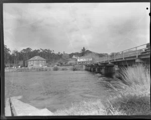 Stone store, 'Kemp homestead' and bridge at Kerikeri, Bay of Islands