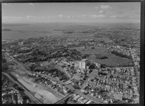 Auckland city, showing the Domain, new motorway under construction, and the surrounding area