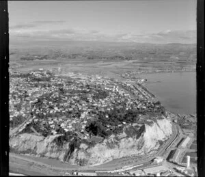 Bluff Hill with the estuary and hills in the background, Napier
