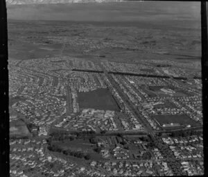 Onekawa, looking down Kennedy Road toward Taradale, Napier